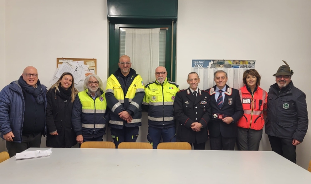 Il “grazie” di Azzate ai carabinieri