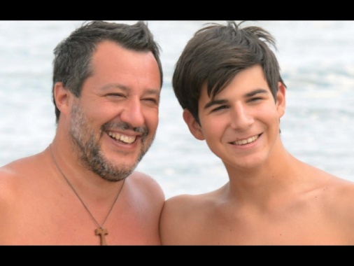 Rapinato figlio di Matteo Salvini, recuperato il telefonino