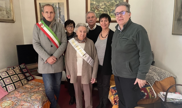 Festa per Aurora Crosta che ha raggiunto il traguardo del secolo di vita