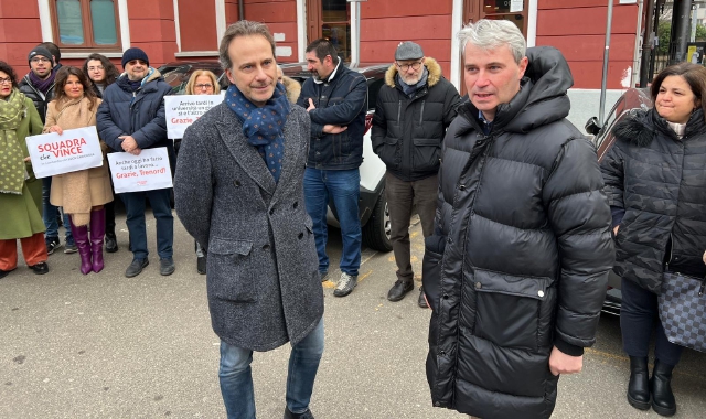 Luca Carignola ha presentato la candidatura davanti alla stazione delle Nord (foto Blitz)