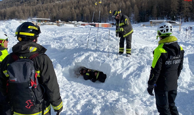 Da Varese a Livigno, vigili del fuoco pronti alle valanghe