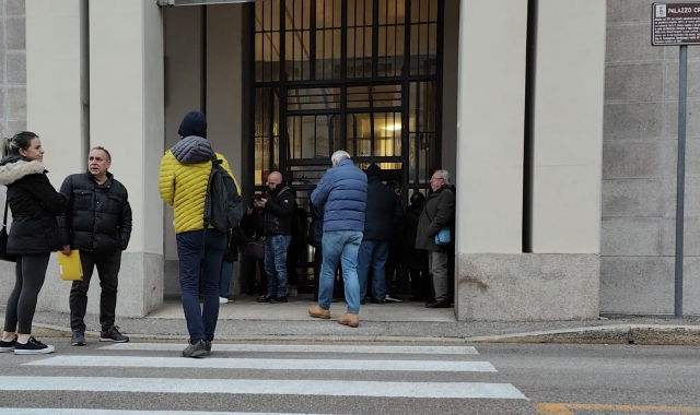 L’arrivo dei condomini di Creva in municipio 