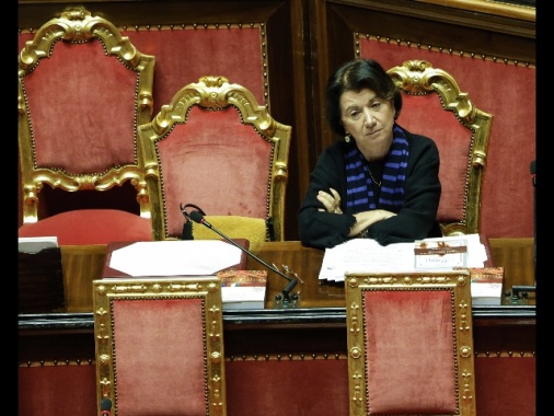 Roccella, la maternità è un lavoro socialmente utile