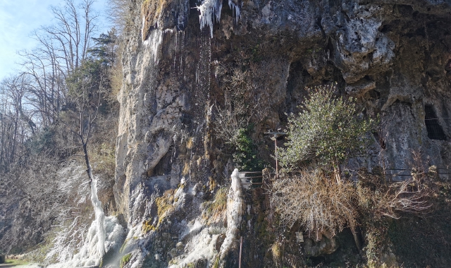 Le Grotte della Valganna quest’anno senza i “denti di ghiaccio”