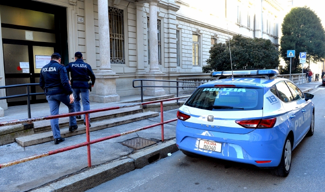 L’episodio di spaccio era avvenuto davanti alla scuola Mazzini, in via Como