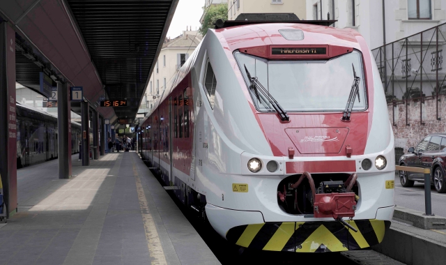 Un treno Malpensa Express alla stazione milanese di Cadorna (foto Intelisano)