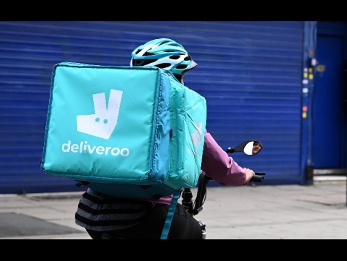 Deliveroo taglierà del 9% i suoi dipendenti