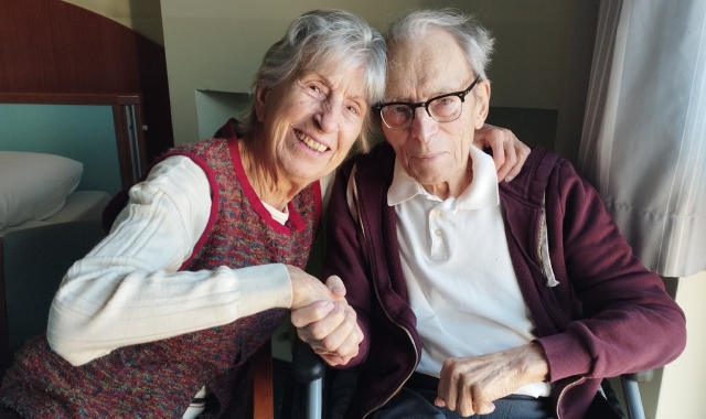 Fiorangela e Pierluigi, una storia d’amore romantica  e una testimonianza di  solidità di sentimenti Vivono a Luino al “Mons.Comi”