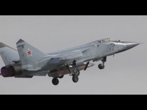 Ft, 'i russi ammassano caccia al confine con l'Ucraina'