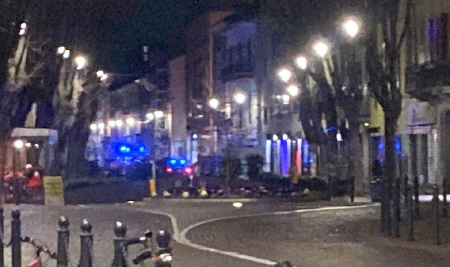 Accoltellamento e inseguimento in centro a Saronno (foto Redazione)