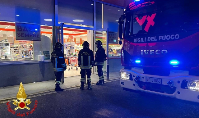 Evacuato supermercato di Castronno