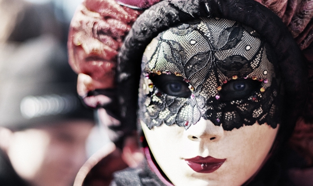 Maschera di carnevale (foto archivio)