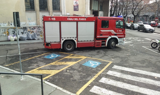 L’intervento dei vigili del fuoco all’istituto Dell’Acqua