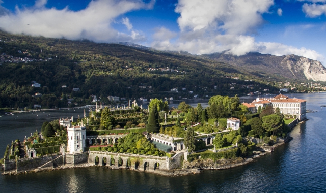 Vuitton sfila sull’Isola Bella