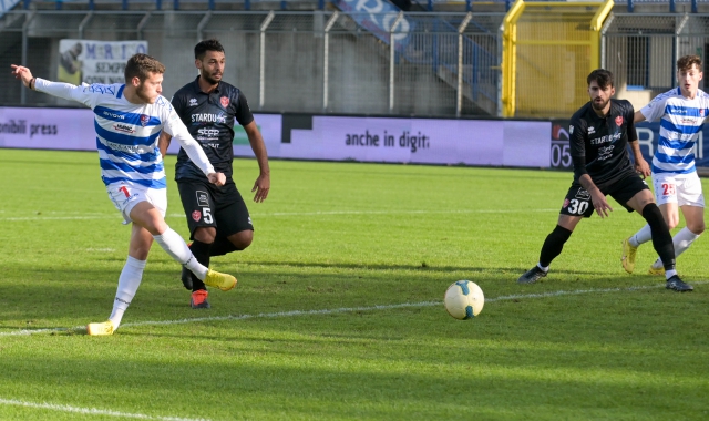 Il gol di Stanzani nella gara d’andata (foto Blitz)