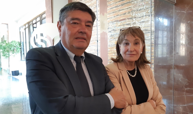 Il professor Gaspari e la professoressa Elisabetta Moneta Mazza (foto università dell’Insubria)