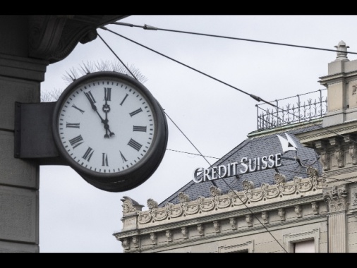 Credit Suisse: azionisti svizzeri minacciano azioni legali