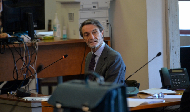 Attilio Fontana in aula come testimone - in quanto ex sindaco di Varese - al processo per i lavori della piscina della Schiranna (Foto Blitz)