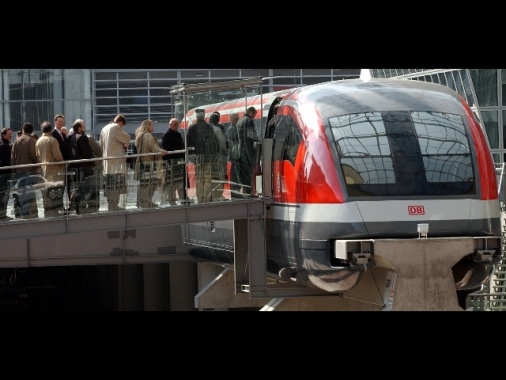 La Germania si blocca, lunedì mega sciopero dei trasporti