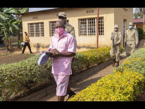 Kigali commuta pena carcere per eroe film 'Hotel Ruanda'