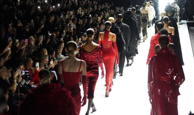 Sfilata a Milano per la collezione autunno-inverno