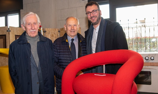 A lato Luigi e Piero Rossi con il brand manager Saverio Calefato alla Design Week varesina  (foto redazione)
