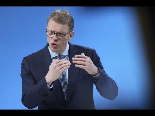 Deutsche Bank rimbalza in Borsa, gli analisti la difendono