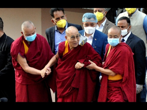 Dalai Lama riconosce bimbo mongolo nato in Usa tra i reincarnati