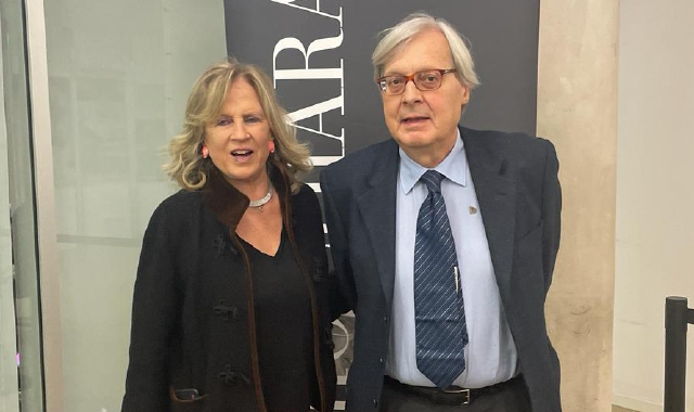 Vittorio Sgarbi alle Ville Ponti con Bambi Lazzati (Foto Angelo Puricelli)
