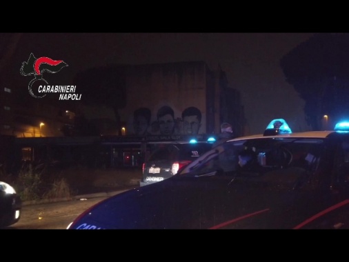 17enne trovato morto in capannone in disuso nel Napoletano