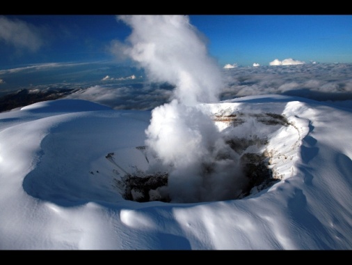 Colombia: minaccia di eruttare il vulcano Nevado del Ruiz