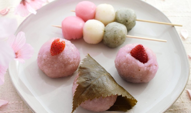 Mochi sakura, dolcetti tipici giapponesi