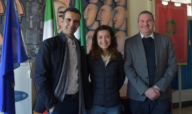 Da sinistra, Sandro Mendonça, la figlia Camila e Andrea Vezzulli (foto Blitz)