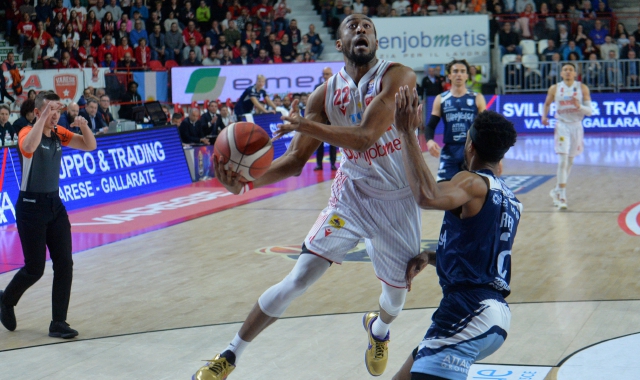 Markel Brown stasera contro Brindisi (foto Angelo Puricelli - Blitz)