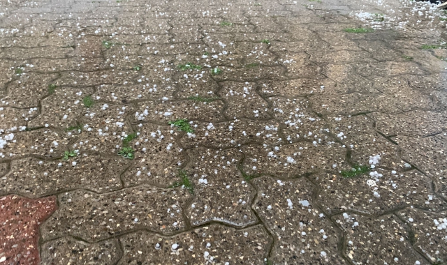Grandine e pioggia sul Varesotto