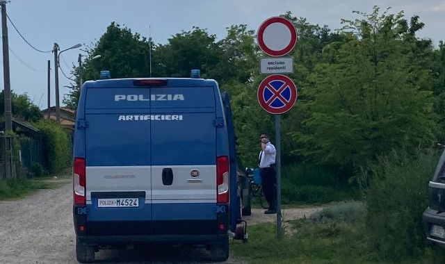 Ragazzini trovano ordigno: artificieri a Cassano Magnago