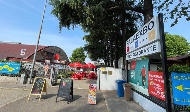 Il Palaexbo di Saronno è stato preso di mira dai ladri (foto Domenico Ghiotto - Blitz)