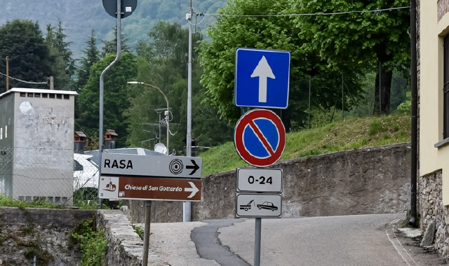 Varese, «chiedo scusa per i miei cani»