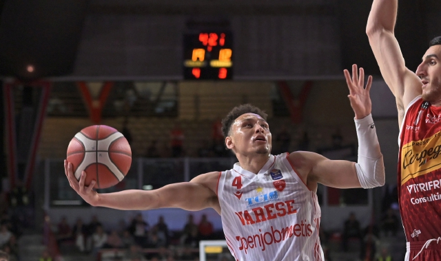 Basket, Colbey Ross miglior giocatore del campionato