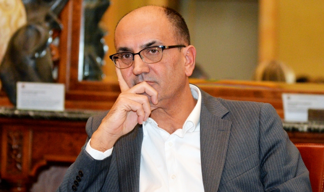 Castellanza Servizi Patrimonio, Frigoli contro la Giunta