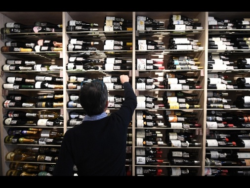 L'etichetta sanitaria irlandese su vino e alcol è legge