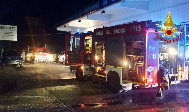 Travedona, incendio alla Atom