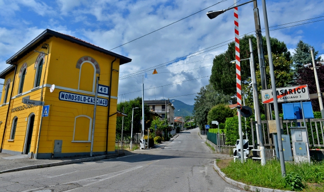 Il passaggio a livello di Casciago-Morosolo