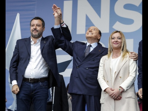 Meloni e l'ultima telefonata, Berlusconi fiero del mio lavoro