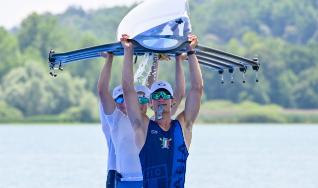 Nicolò Carucci e il suo equipaggio dopo la gara (foto Blitz)