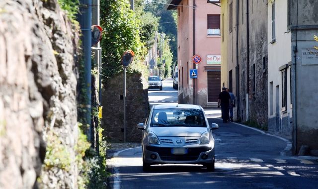 Varese, chiusa via Tasso: un mese di disagi