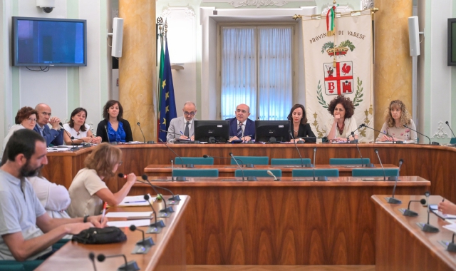 Varese, Consiglio territoriale per l’immigrazione in Prefettura (foto Blitz)