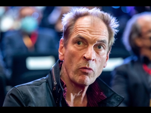 Resti trovati in California sono dell'attore Julian Sands