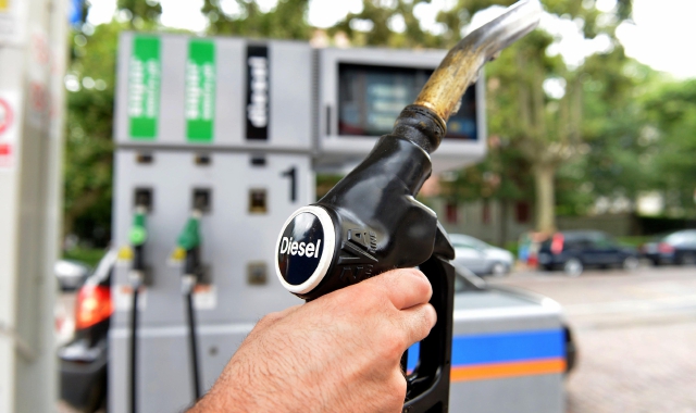 Distributore di Benzina (foto Archivio)
