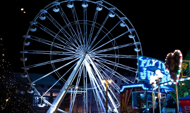 Una ruota panoramica